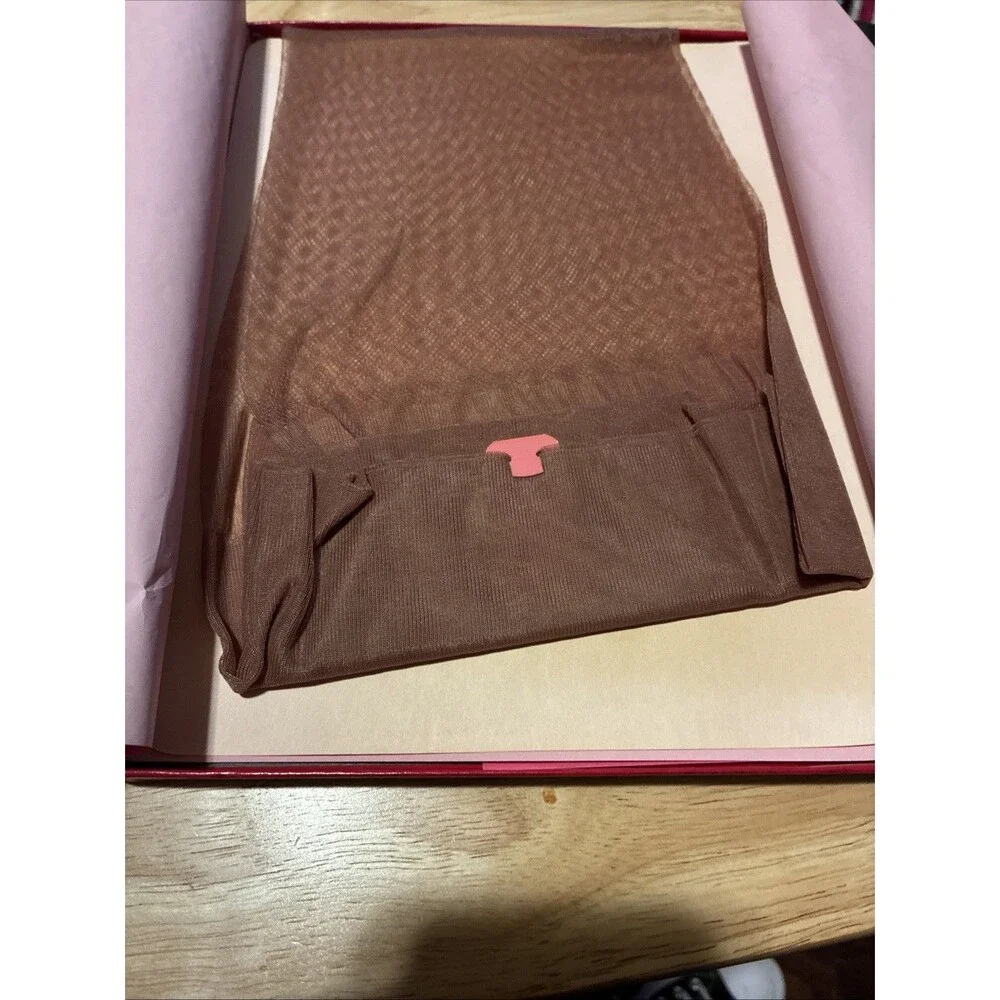 Vtg 1960s Elsa Schiaparelli Nylon Stockings 2 Pr Sz 9 Ginger Peachy Deadstock